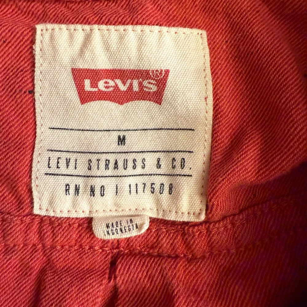Levi's strauss & co Men's Casual Red Button Down Shirt